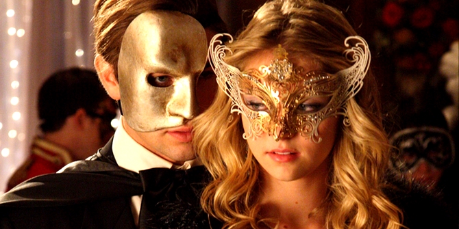 Baile de Máscaras - White & Gold Edition